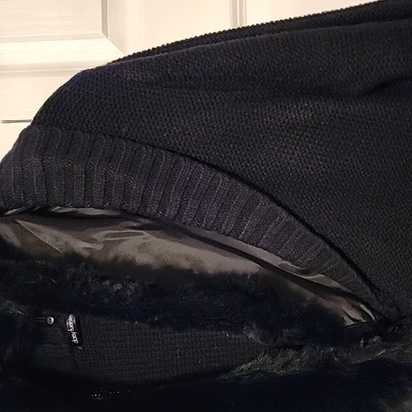 Daisy Fuentes Long Button Up Sweater Coat with Removable Faux Fur Collar - Picture 4 of 7